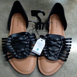 Black Sandals w/ Memory Foam by Time and True